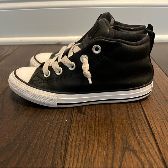 Converse AllStar Chuck Taylor Mid Top Slip Ons - Unisex Size 1 - Picture 4 of 5